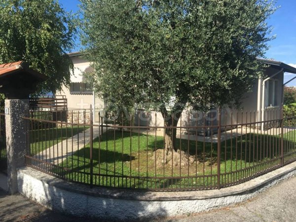 casa indipendente in vendita a Ponti sul Mincio