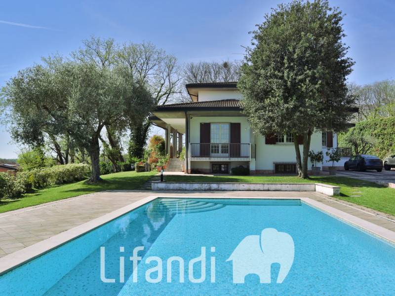 casa indipendente in vendita a Ponti sul Mincio