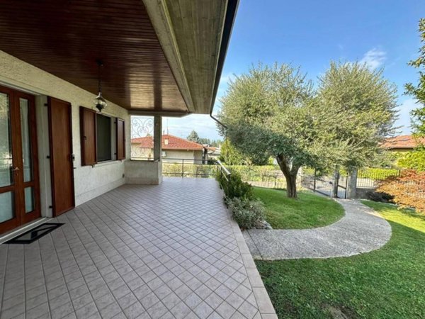 casa indipendente in vendita a Ponti sul Mincio