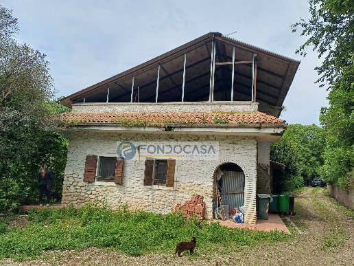 casa indipendente in vendita a Ponti sul Mincio