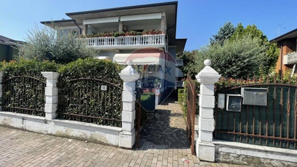 casa indipendente in vendita a Ponti sul Mincio