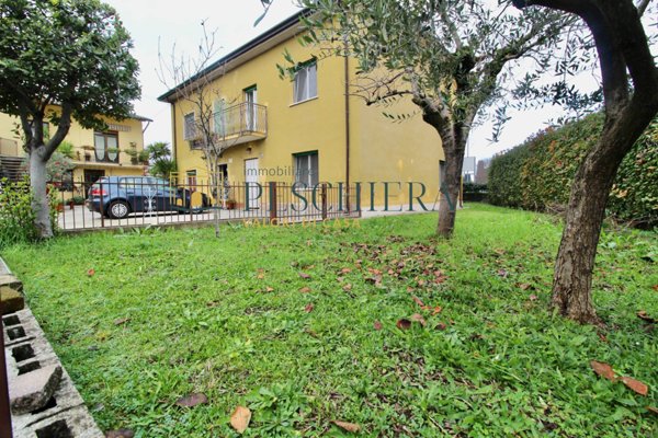casa indipendente in vendita a Ponti sul Mincio
