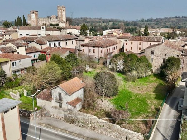 terreno edificabile in vendita a Ponti sul Mincio