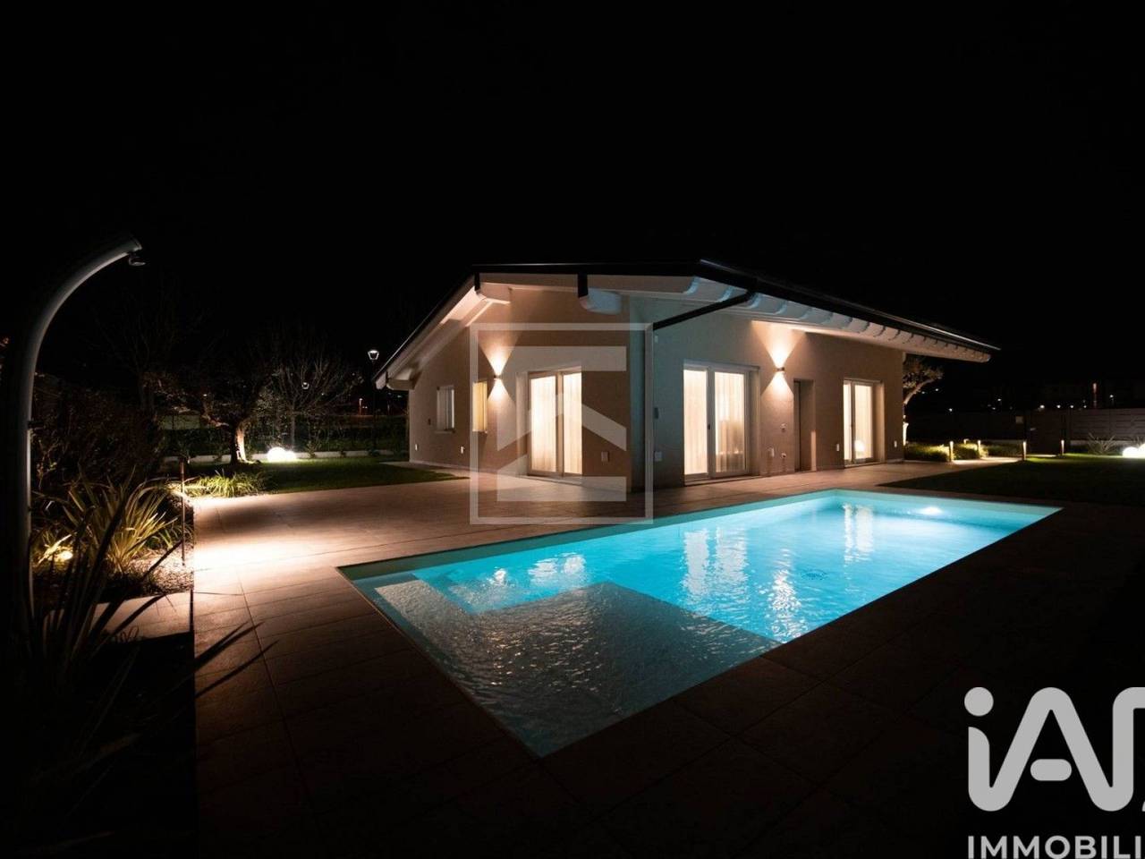 casa indipendente in vendita a Ponti sul Mincio