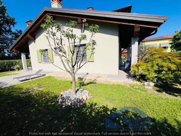 casa indipendente in vendita a Ponti sul Mincio