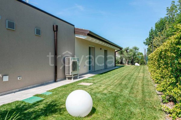 casa indipendente in vendita a Ponti sul Mincio