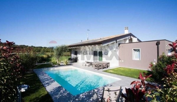 casa indipendente in vendita a Ponti sul Mincio