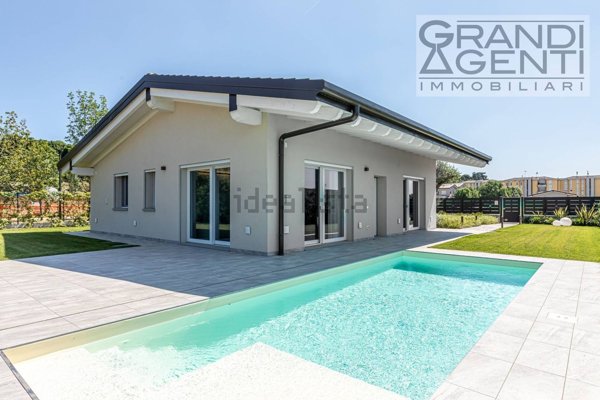 casa indipendente in vendita a Ponti sul Mincio