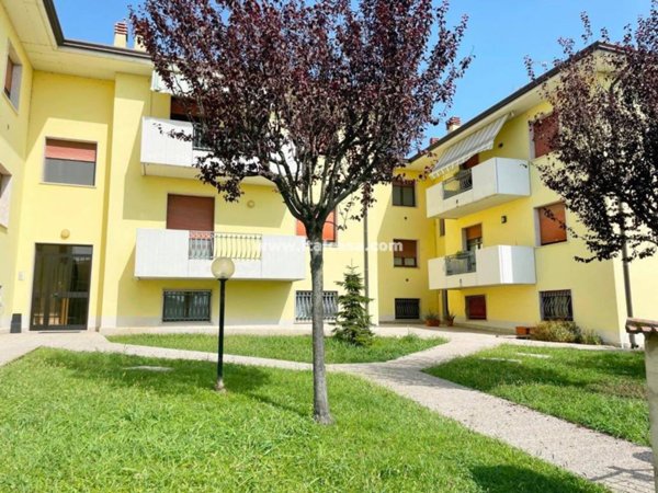 appartamento in vendita a Porto Mantovano in zona Sant'Antonio