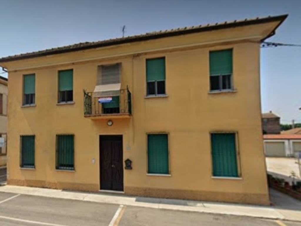 casa indipendente in vendita a Porto Mantovano in zona Soave