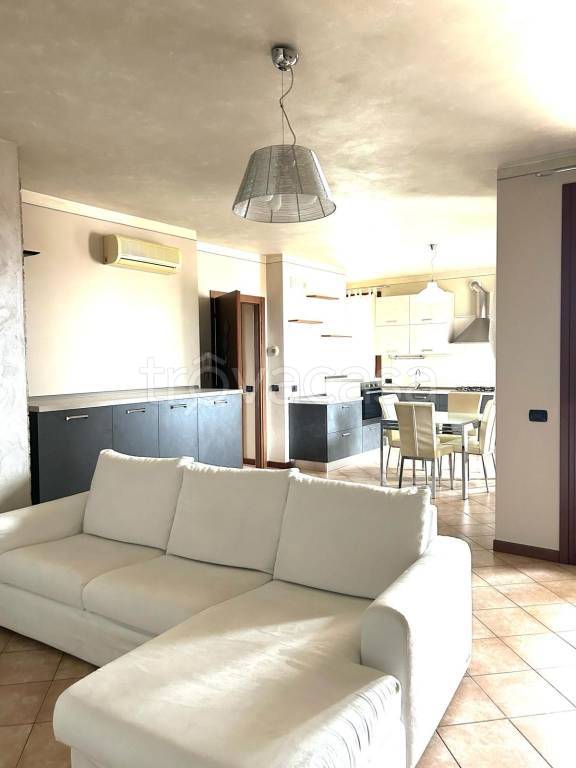 appartamento in vendita a Porto Mantovano in zona Soave