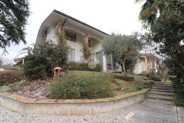 casa indipendente in vendita a Porto Mantovano in zona Sant'Antonio
