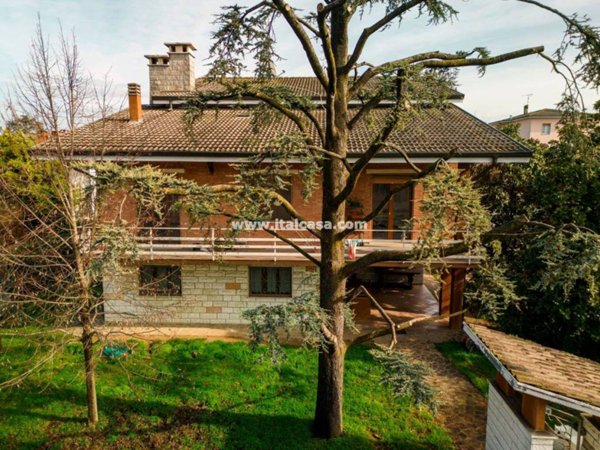 casa indipendente in vendita a Porto Mantovano in zona Sant'Antonio