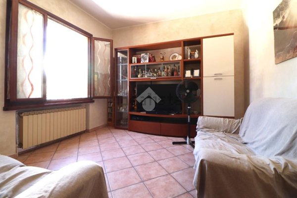 casa indipendente in vendita a Porto Mantovano