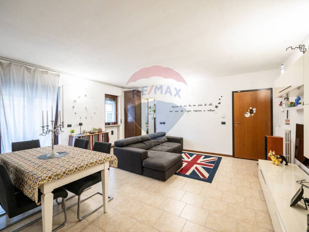 appartamento in vendita a Porto Mantovano in zona Sant'Antonio