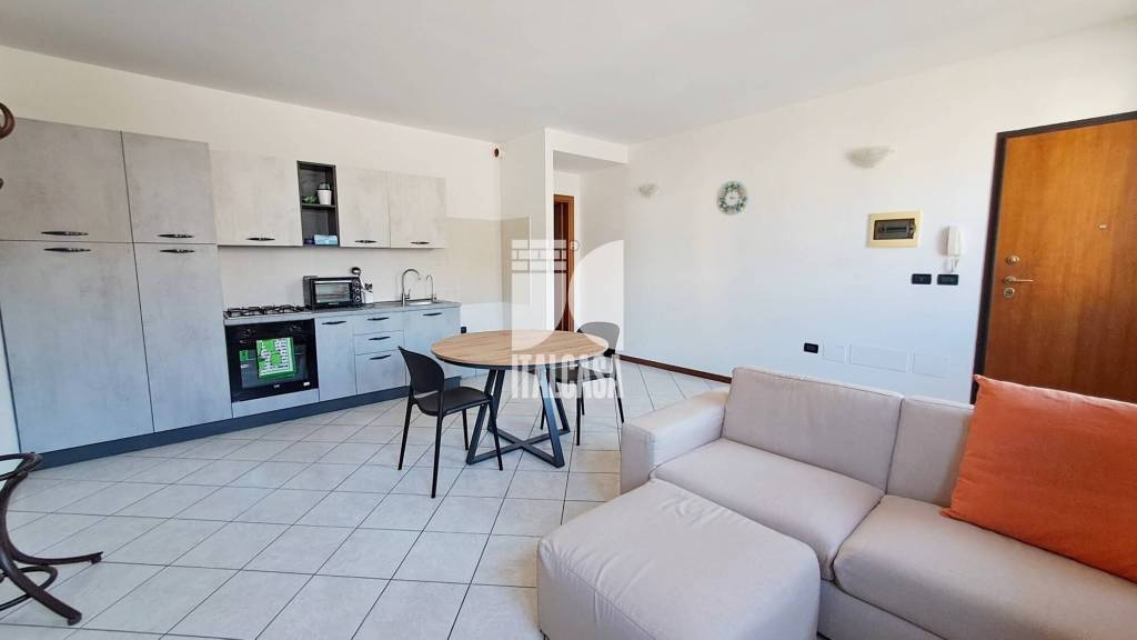 appartamento in vendita a Porto Mantovano in zona Soave