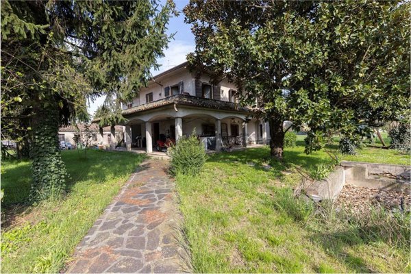 casa indipendente in vendita a Porto Mantovano in zona Mantovanella