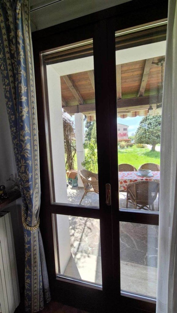 casa indipendente in vendita a Porto Mantovano in zona Bancole