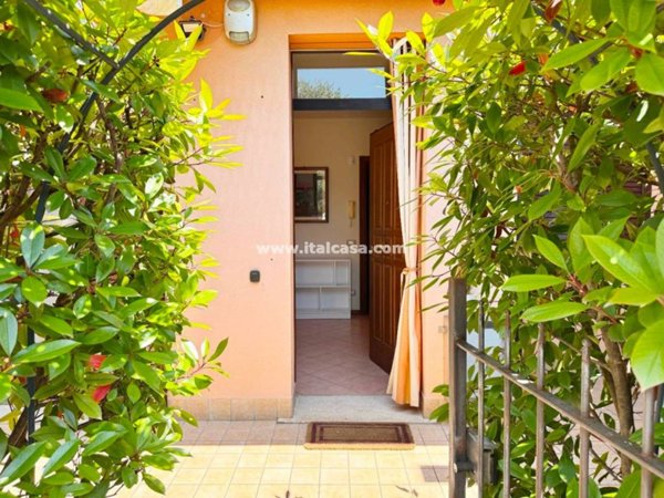 appartamento in vendita a Porto Mantovano in zona Sant'Antonio