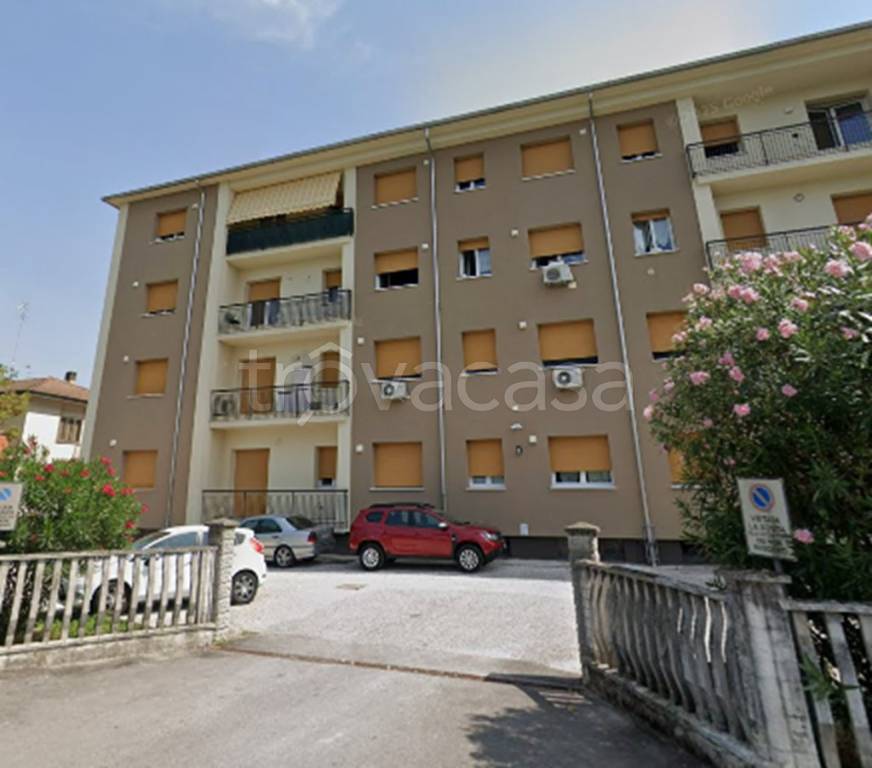 appartamento in vendita a Porto Mantovano in zona Sant'Antonio