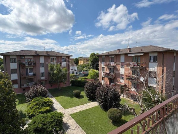 appartamento in vendita a Porto Mantovano in zona Sant'Antonio