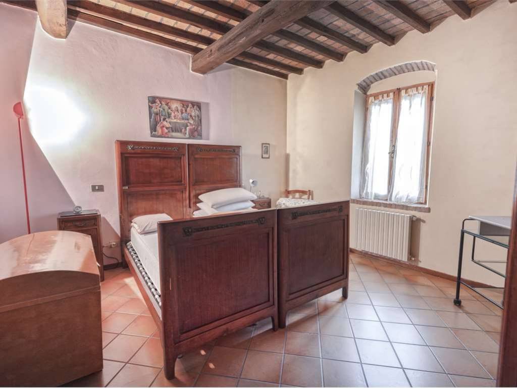 casa indipendente in vendita a Porto Mantovano in zona Soave