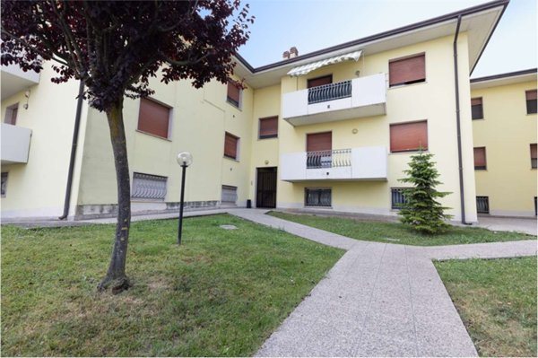 appartamento in vendita a Porto Mantovano in zona Sant'Antonio