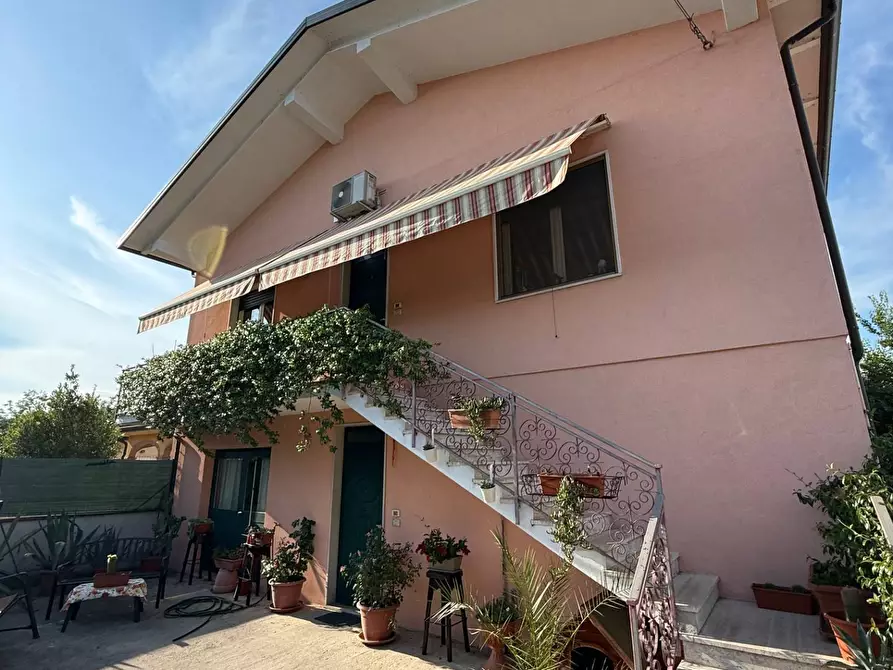casa indipendente in vendita a Porto Mantovano