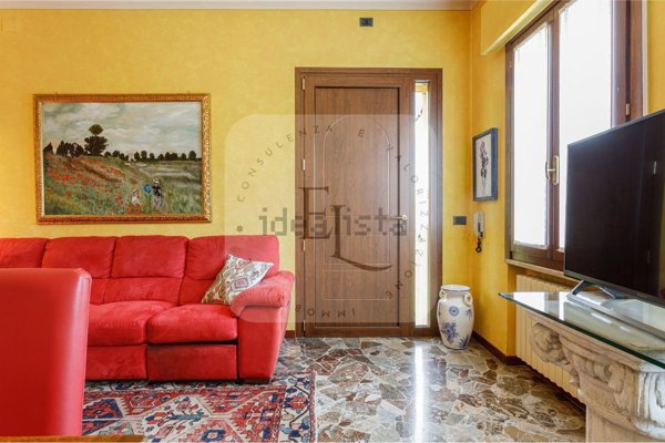 casa indipendente in vendita a Porto Mantovano