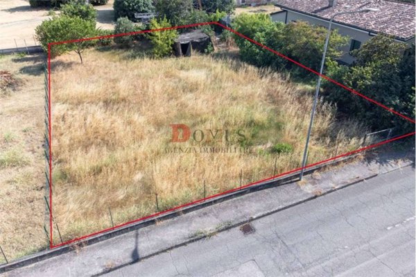 terreno agricolo in vendita a Porto Mantovano in zona Soave