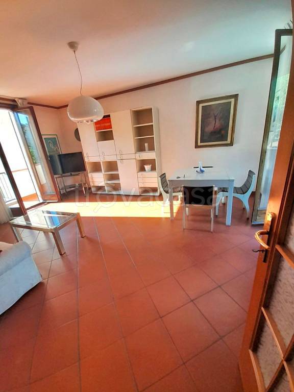 casa indipendente in vendita a Porto Mantovano in zona Sant'Antonio