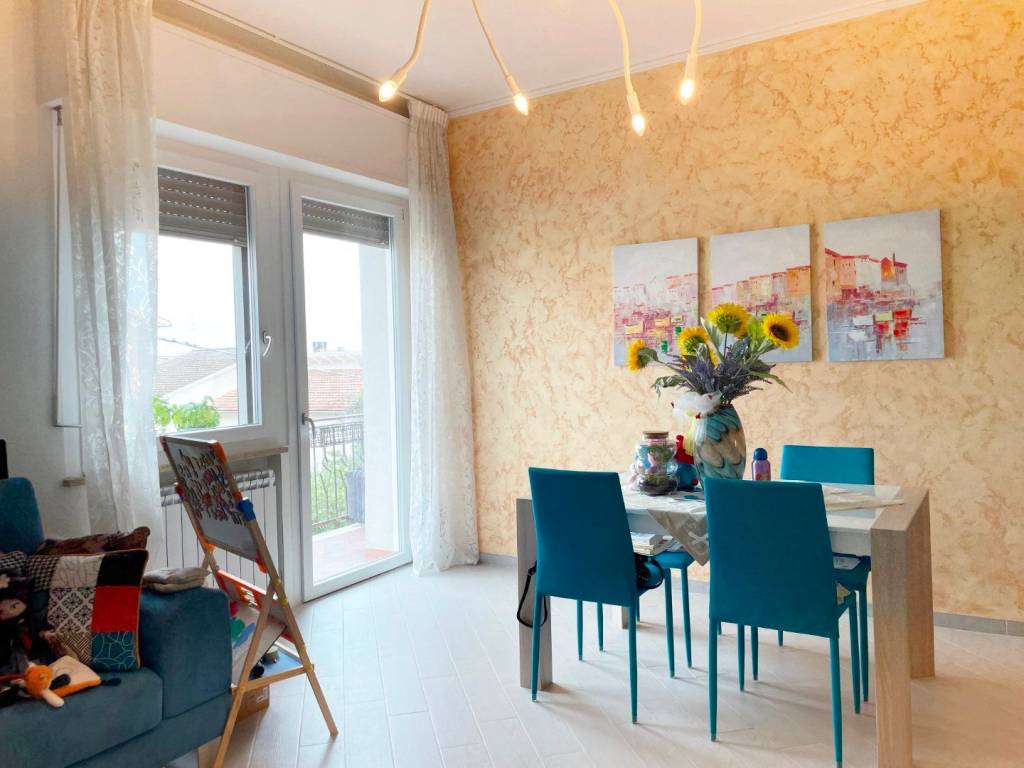 appartamento in vendita a Porto Mantovano in zona Sant'Antonio