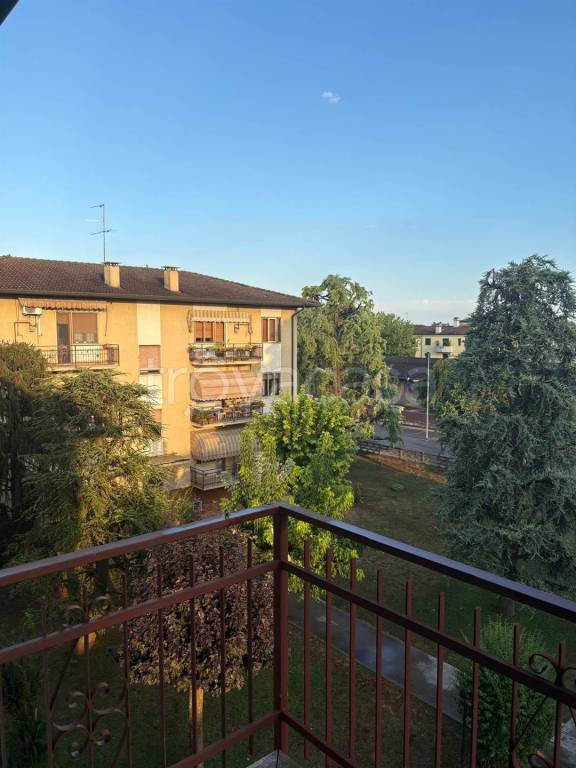 appartamento in vendita a Porto Mantovano in zona Sant'Antonio