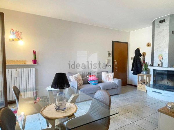 appartamento in vendita a Porto Mantovano in zona Bancole