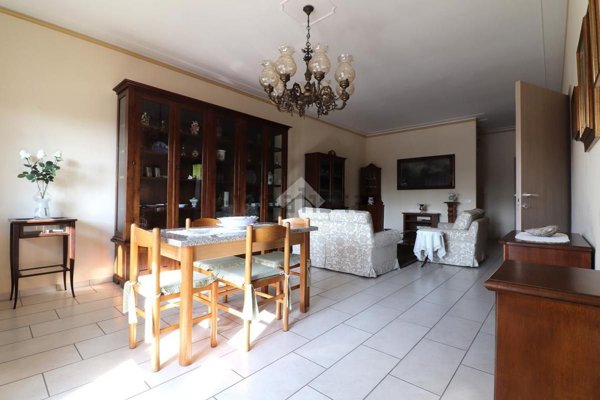 appartamento in vendita a Porto Mantovano in zona Sant'Antonio