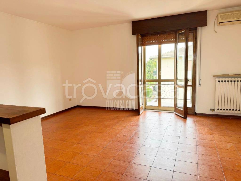 appartamento in vendita a Porto Mantovano in zona Sant'Antonio