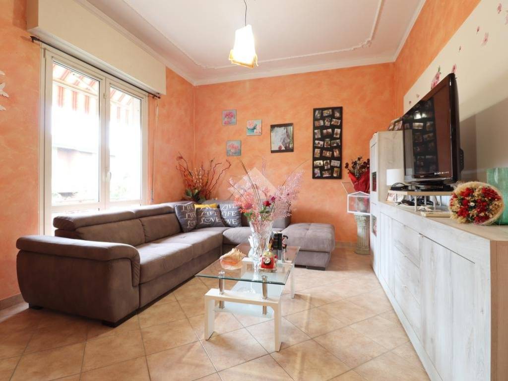 casa indipendente in vendita a Porto Mantovano in zona Sant'Antonio