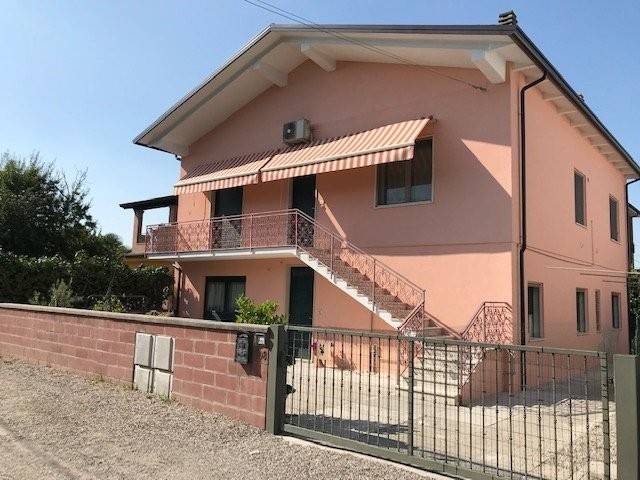 casa indipendente in vendita a Porto Mantovano