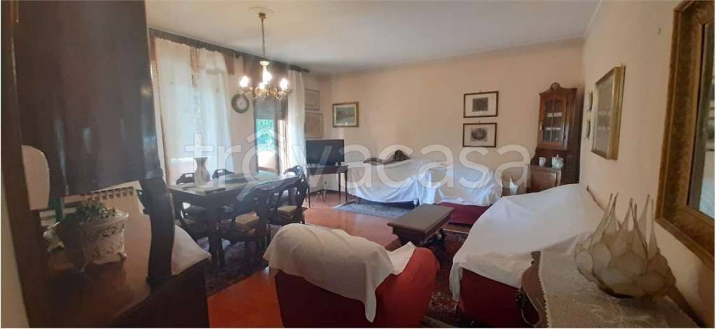 appartamento in vendita a Porto Mantovano in zona Sant'Antonio