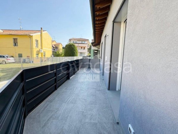 casa indipendente in vendita a Porto Mantovano in zona Sant'Antonio