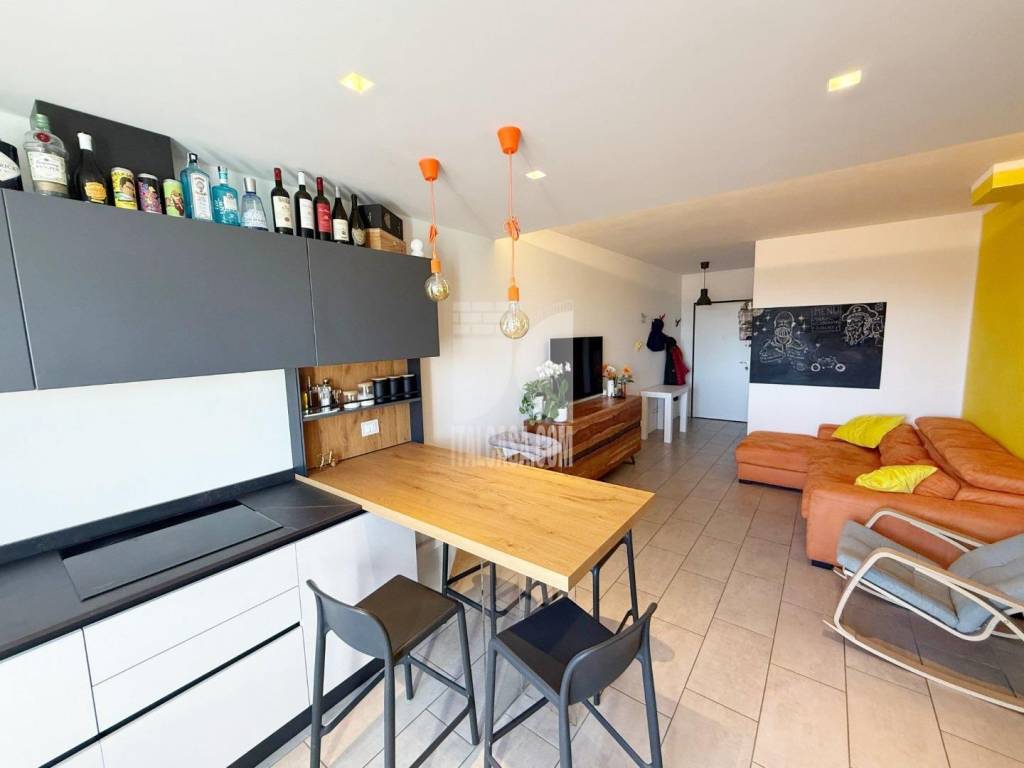 appartamento in vendita a Porto Mantovano in zona Sant'Antonio