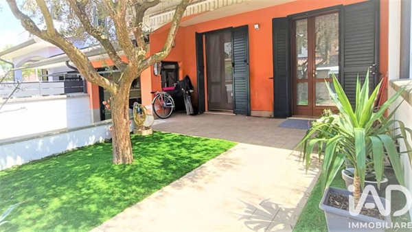 casa indipendente in vendita a Porto Mantovano