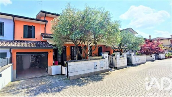 casa indipendente in vendita a Porto Mantovano