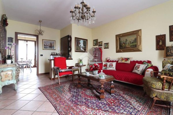 appartamento in vendita a Porto Mantovano in zona Sant'Antonio