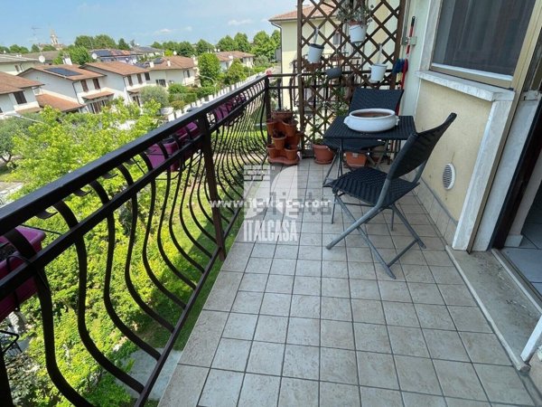 appartamento in vendita a Porto Mantovano in zona Sant'Antonio