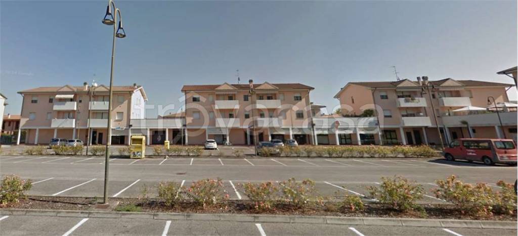 appartamento in vendita a Porto Mantovano in zona Sant'Antonio