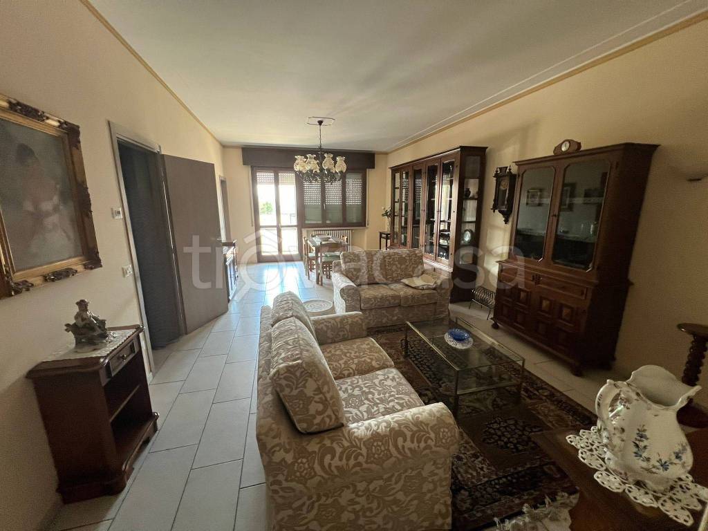 appartamento in vendita a Porto Mantovano in zona Sant'Antonio