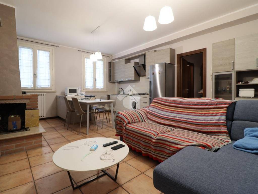 appartamento in vendita a Porto Mantovano in zona Sant'Antonio