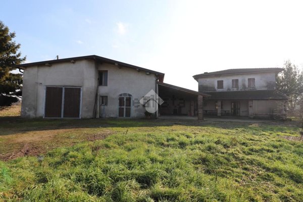 casa indipendente in vendita a Porto Mantovano