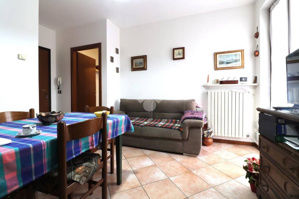 appartamento in vendita a Porto Mantovano in zona Sant'Antonio